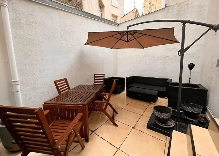 Apartament Balcon Champs-elysees - Hala Paryż