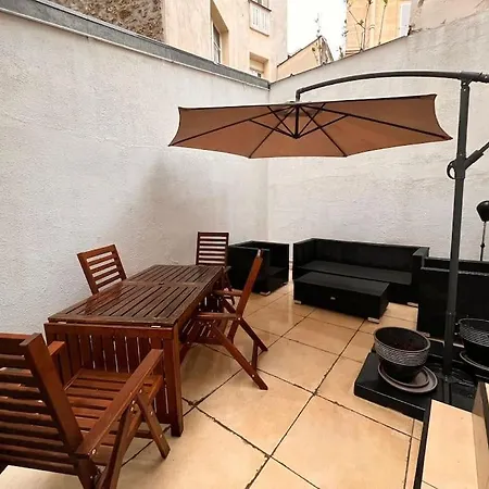 Apartment Balcon Champs-elysees - Hala Paris